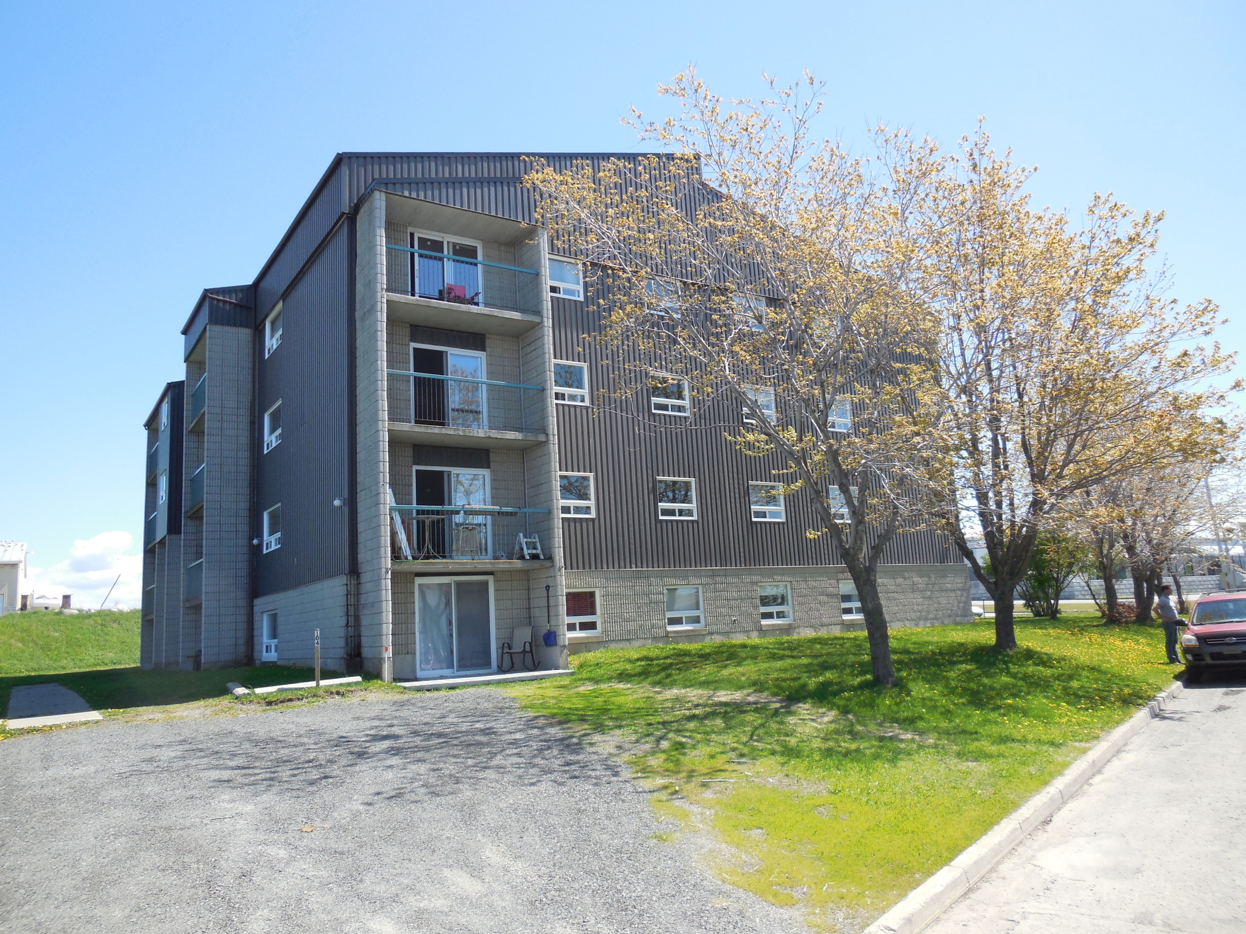 453 Rue Richard, Rimouski, QC G5L 1K2 — photo 1
