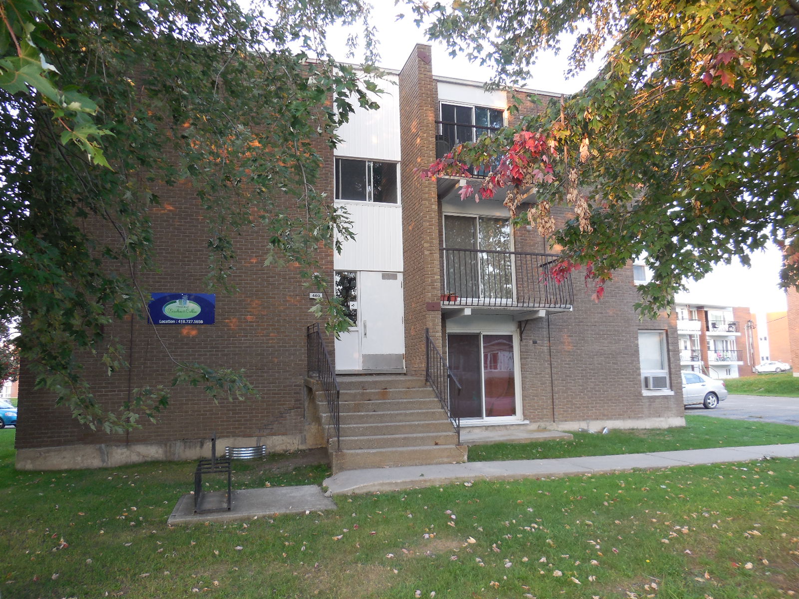 460 Rue du Pere Rouillard — photo 1